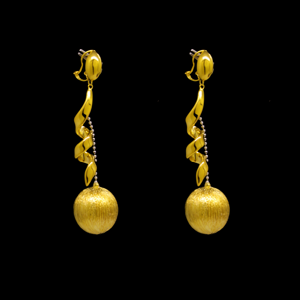 18K Gold Earring 