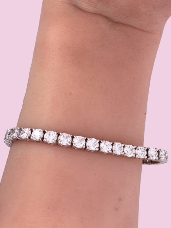 Lab-Diamond Bracelet  