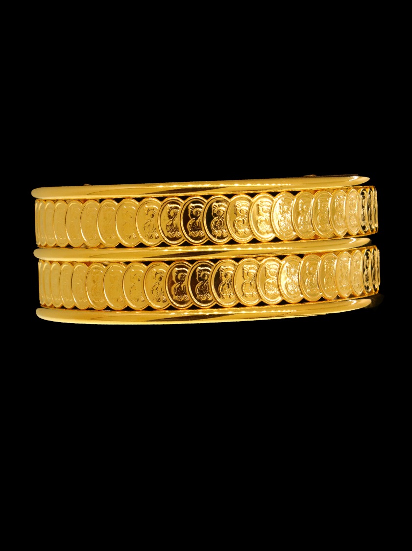 21K Gold Bangle Bracelet