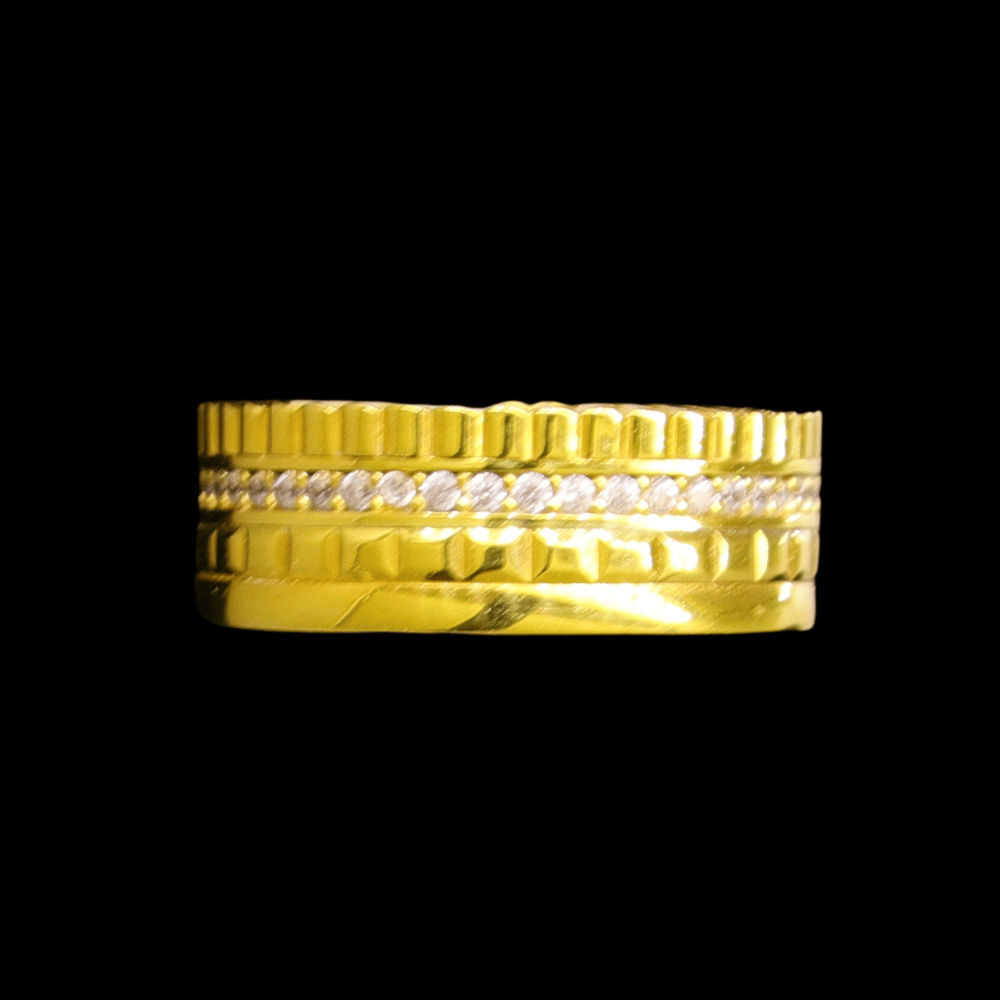 21k Wedding Band 7.75  