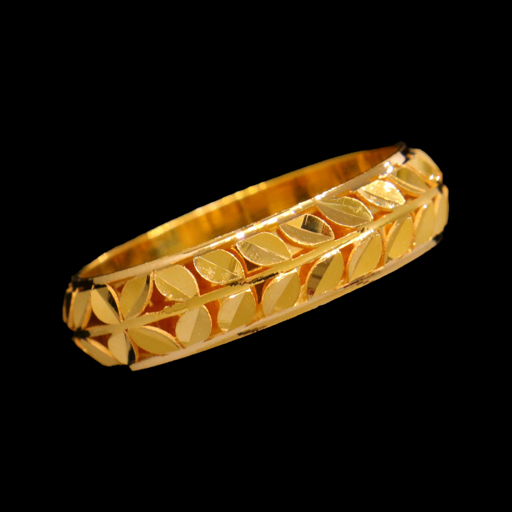 21K Gold Band 8.5