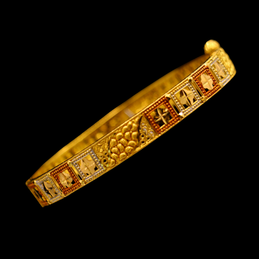 22K Gold Bangle Bracelet