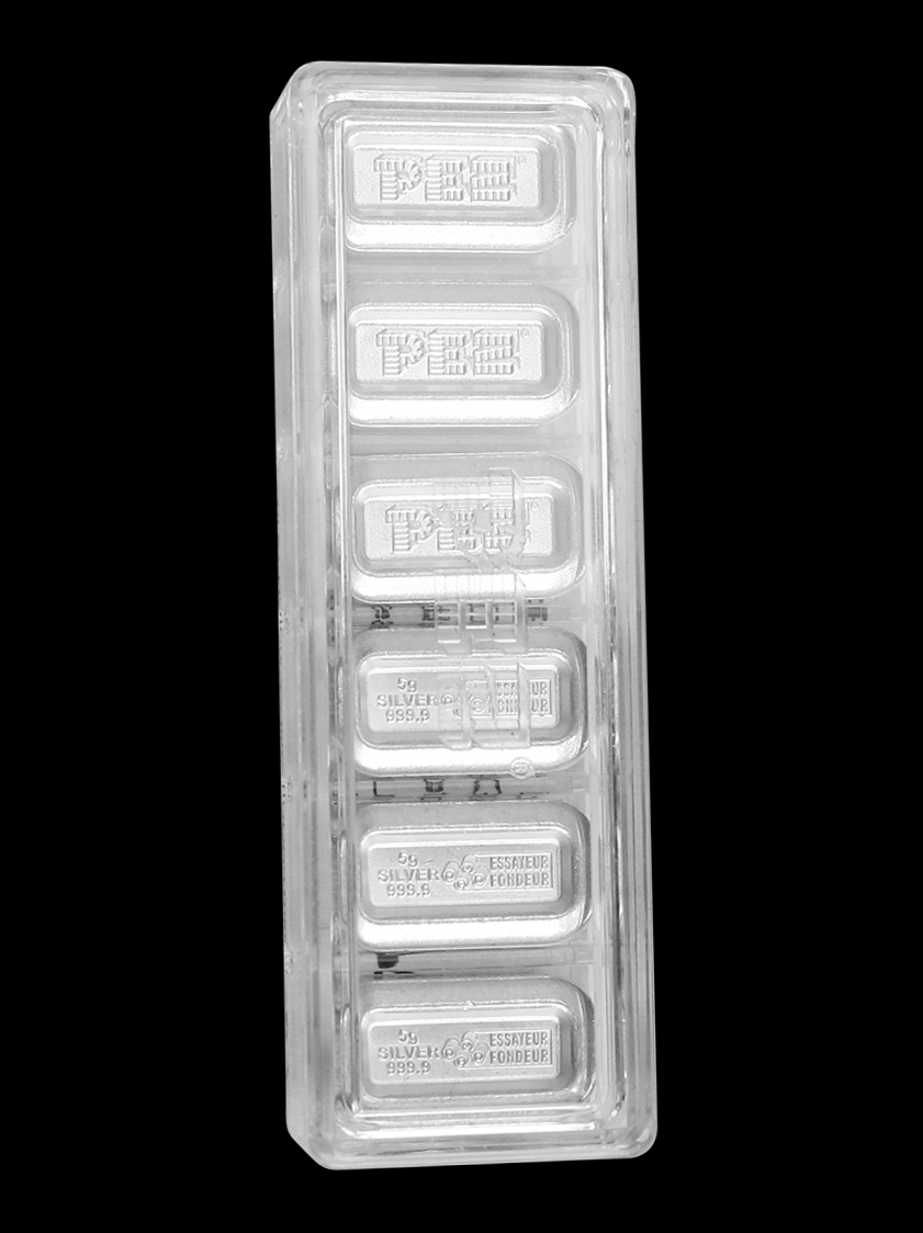 PEZ Reindeer Silver Wafers & Dispenser Gift Set 