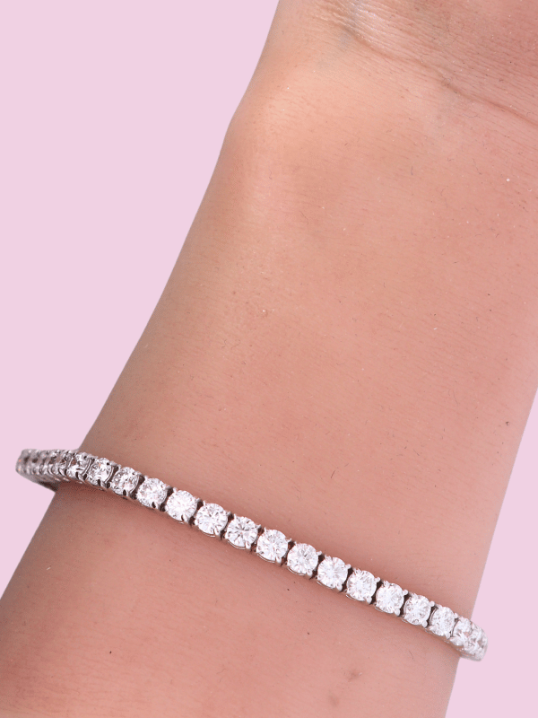 Lab-Diamond Bracelet   