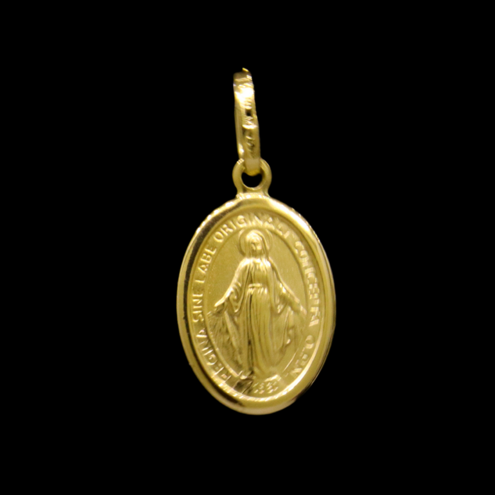18K Gold Pendant