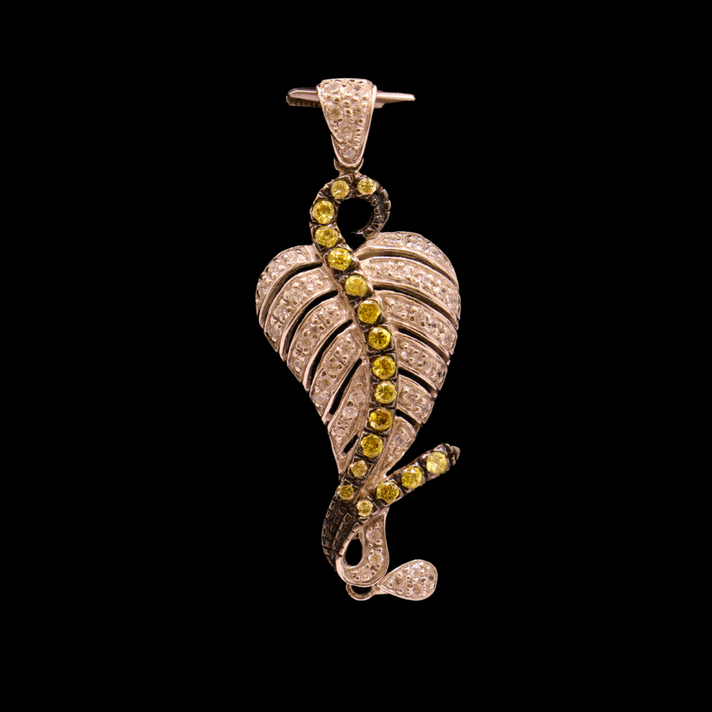 18K White Gold Pendant