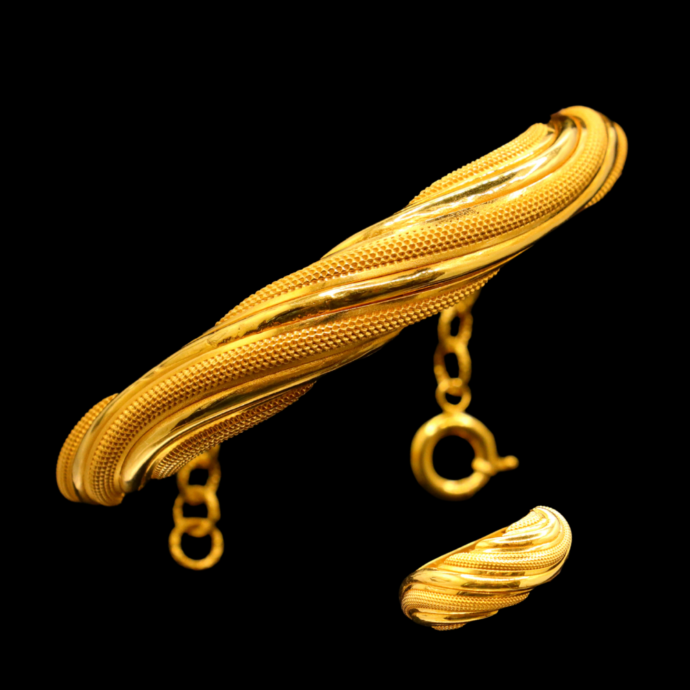 21K Gold Bangle with matching ring