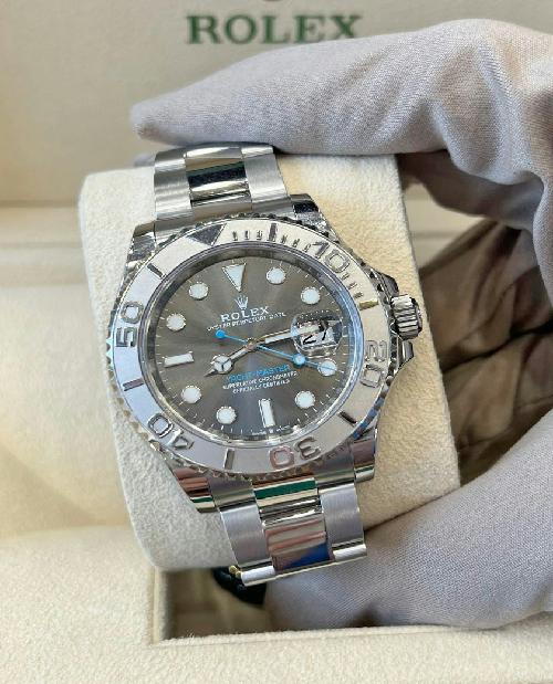 YACHT-MASTER