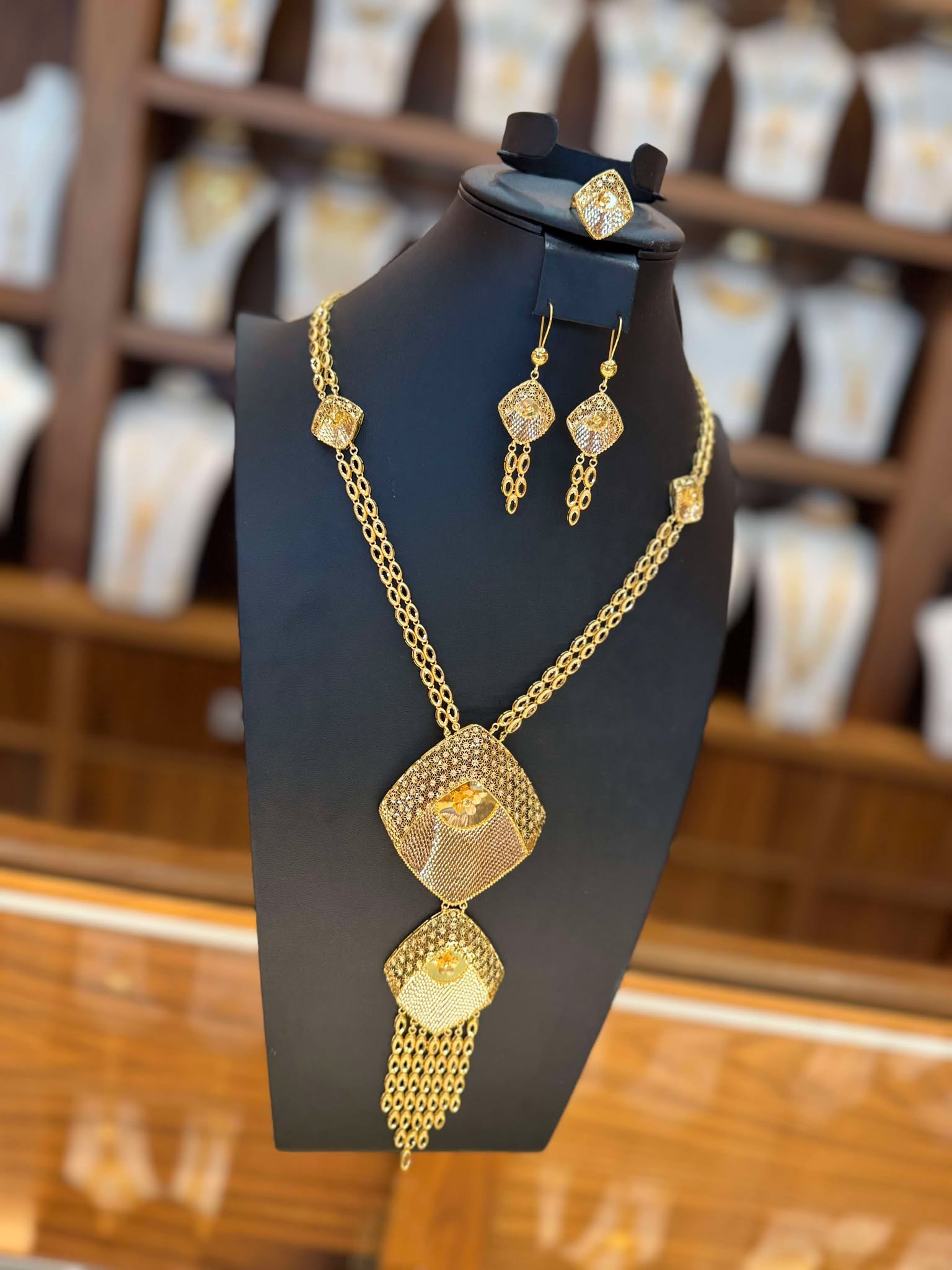 21K Gold Necklace Set 