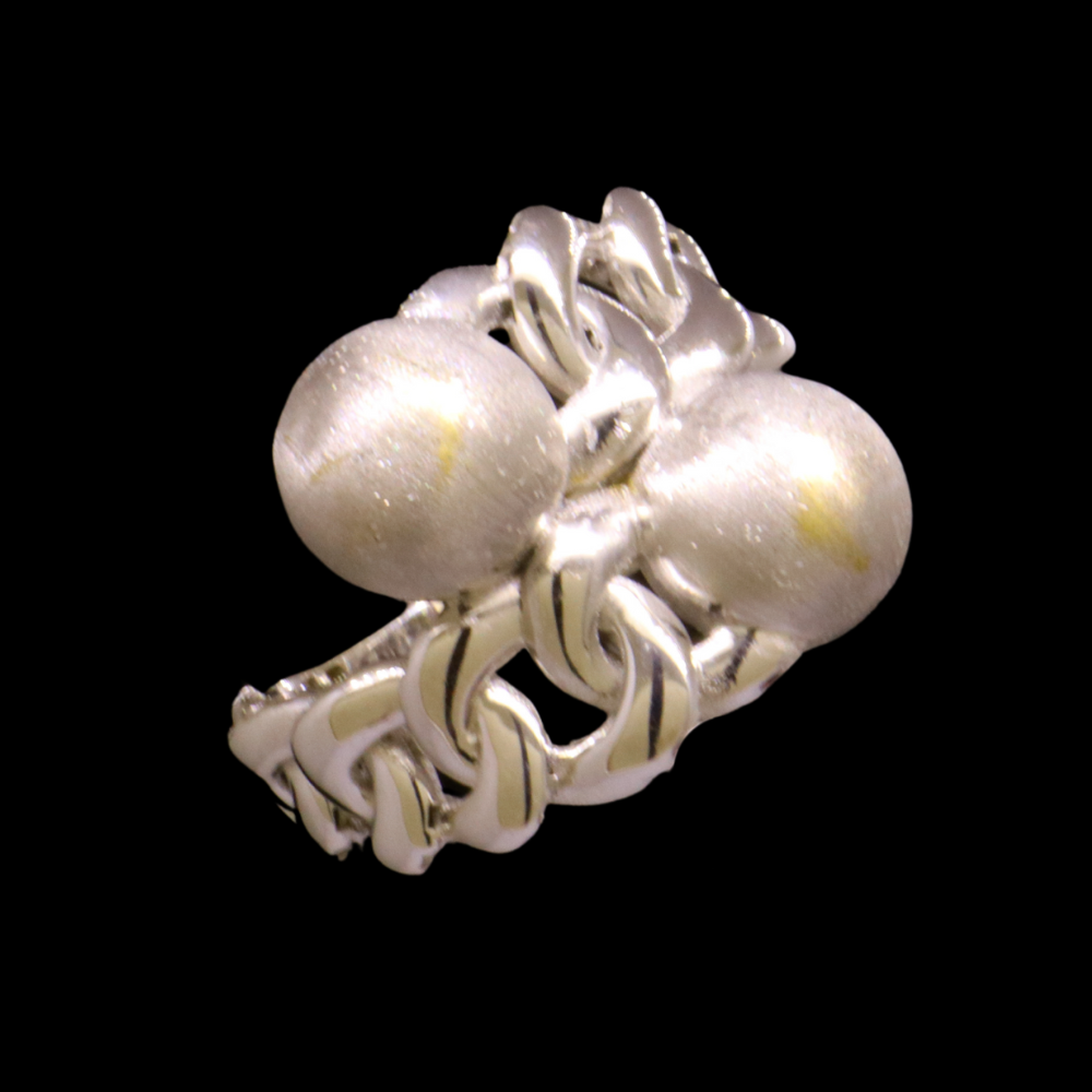 18K White Gold Ring