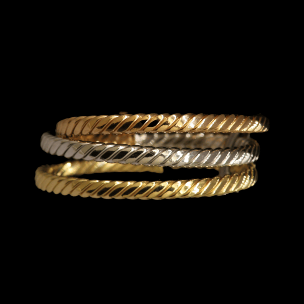 18K Gold Bangle Bracelet Himo