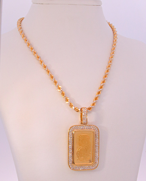 2.5g PAMP 24k GOLD BAR WITH Diamond FRAME   