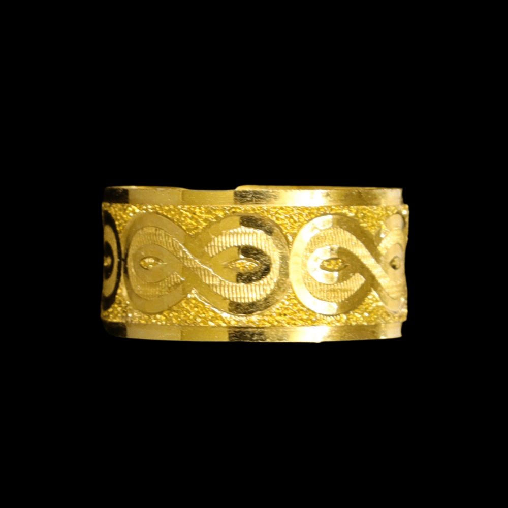 21k Wedding Band 7.5 