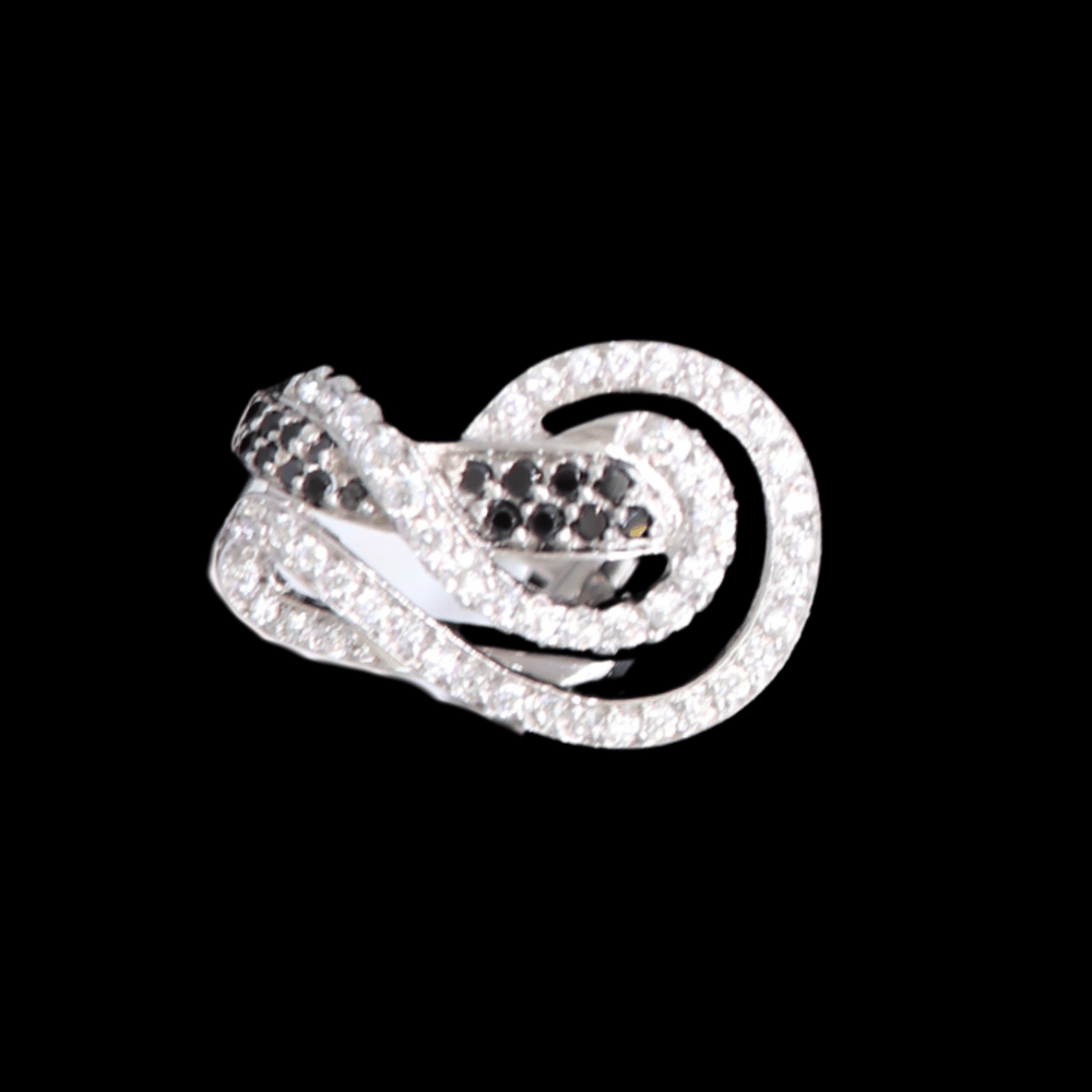 18K White Gold Ring 