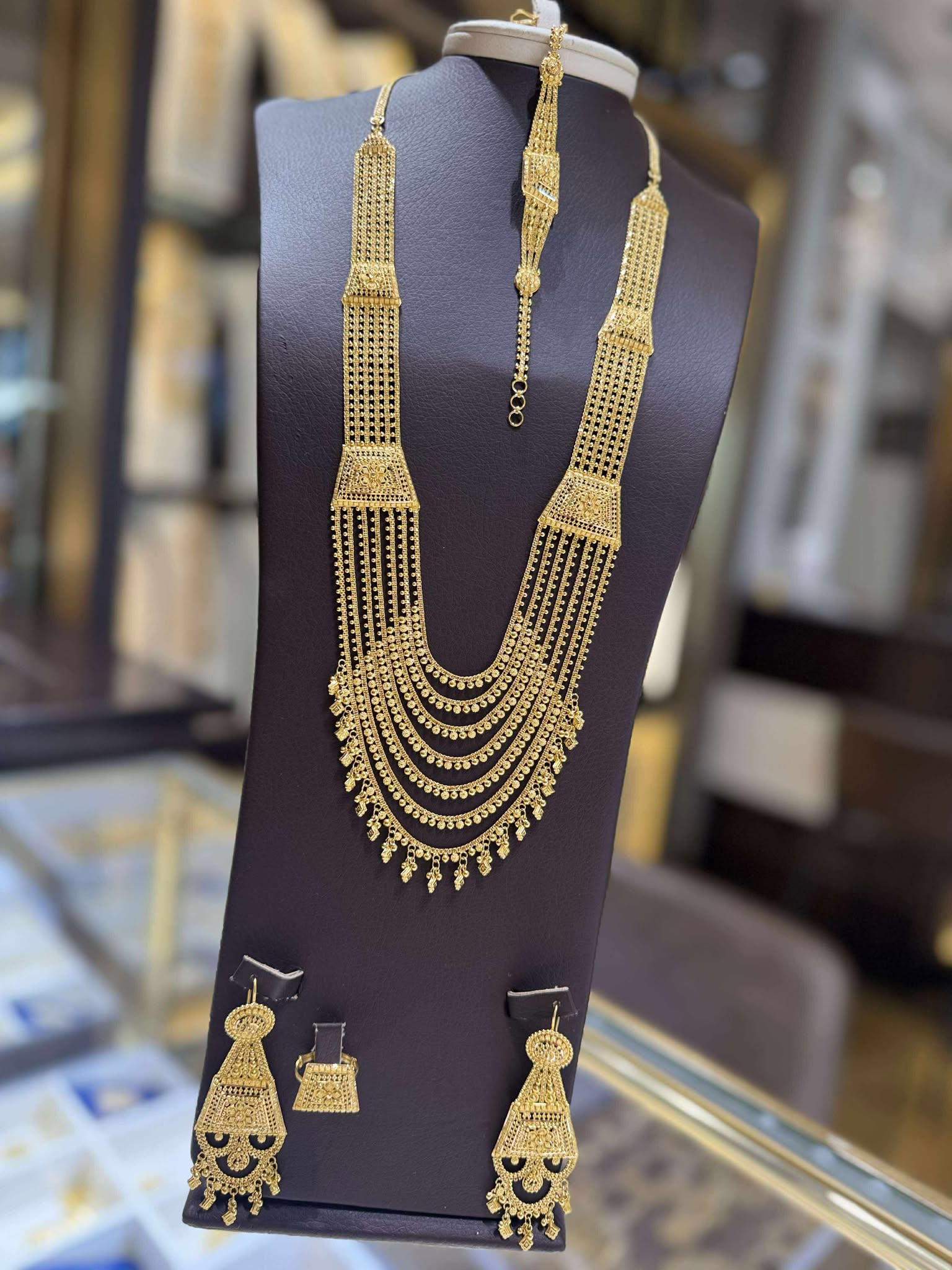 22K Long Necklace Set - SW25560 - Yasini Jewelers