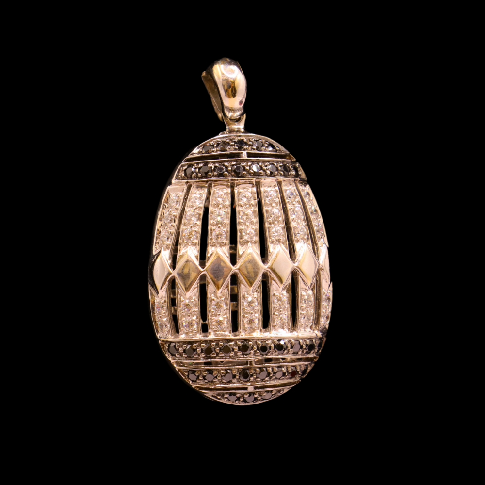 18K White Gold Pendant 