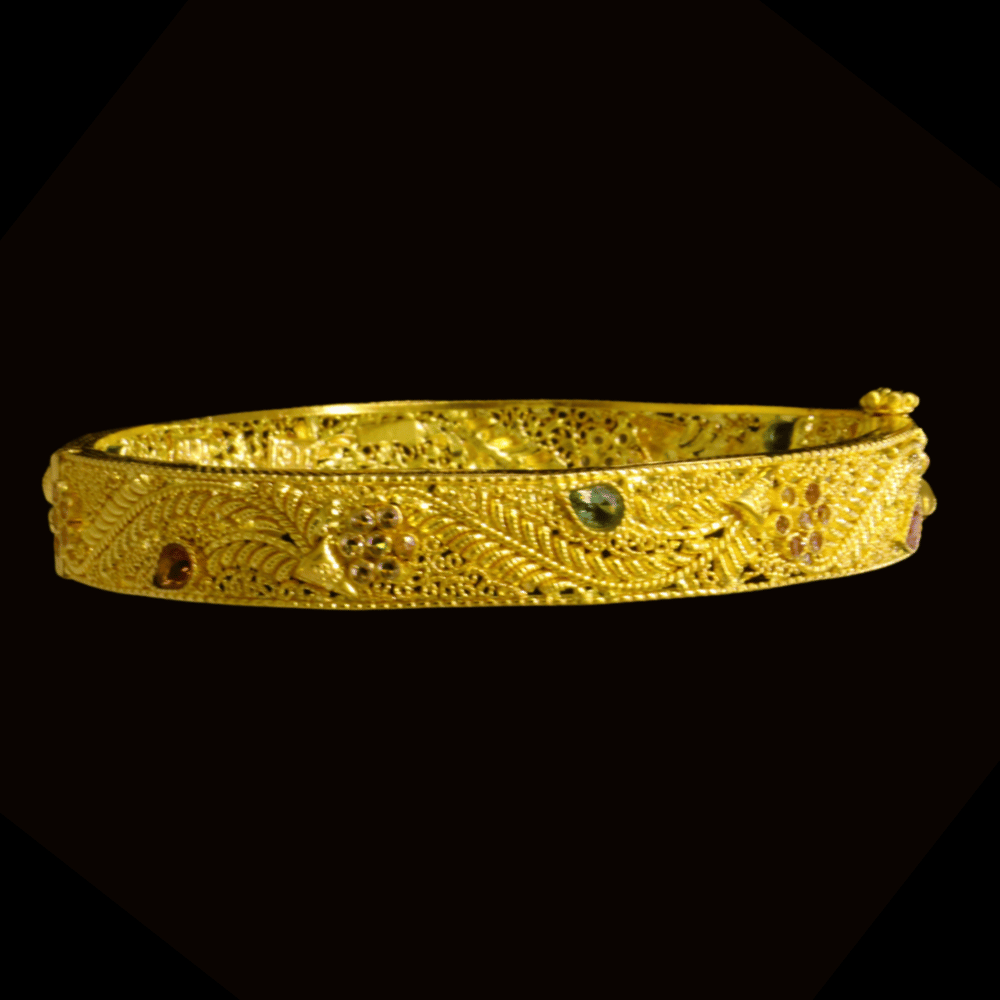 Yellow Gold Bangle Bracelet, style SW24155