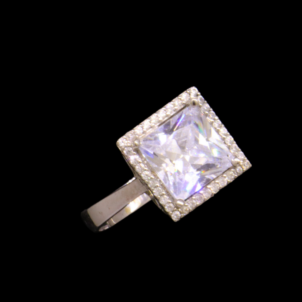 18k White Gold Bridal Ring