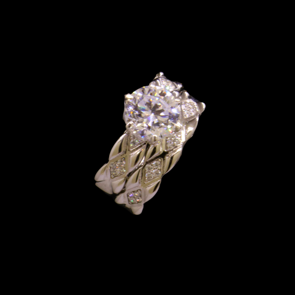 18k White Gold Bridal Ring Set