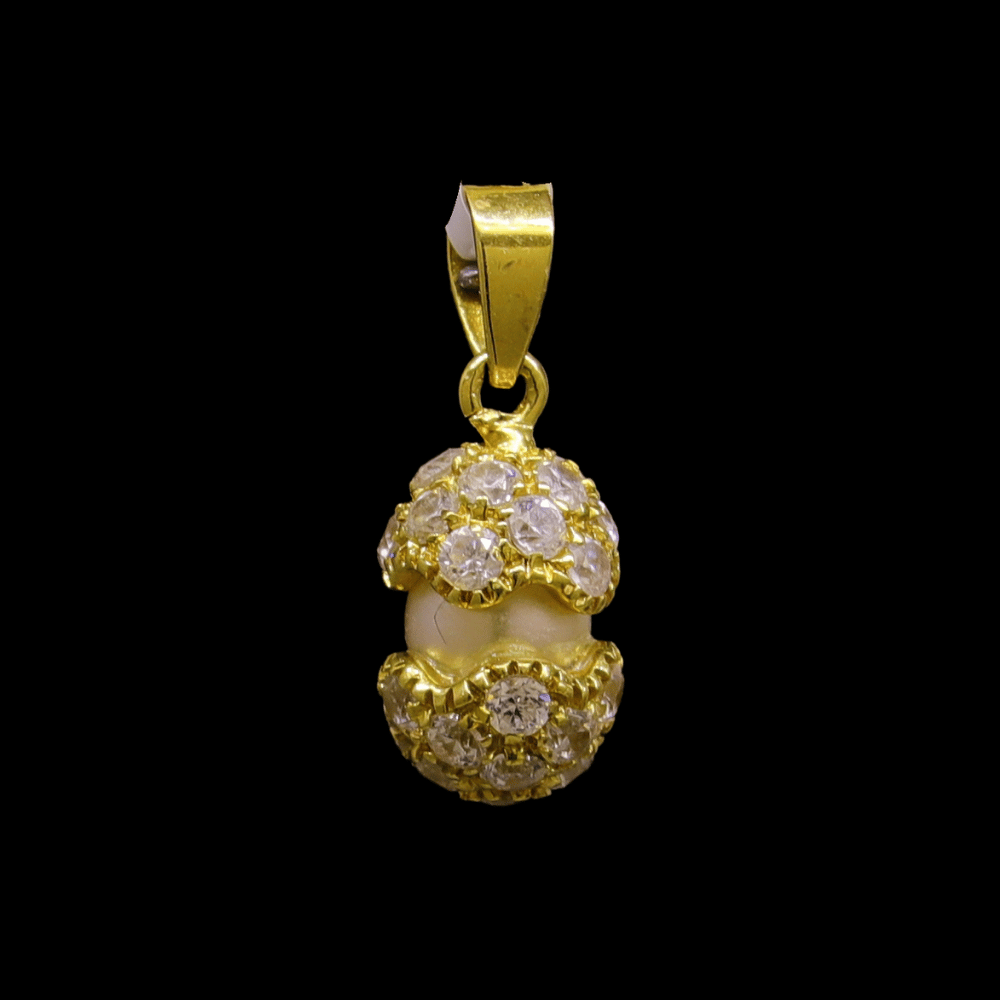 18K Gold Pendant 