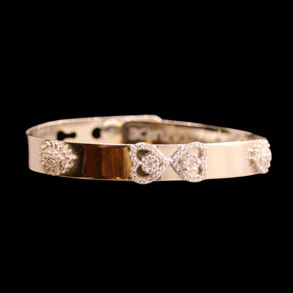 18k Gold Bangle Bracelet 