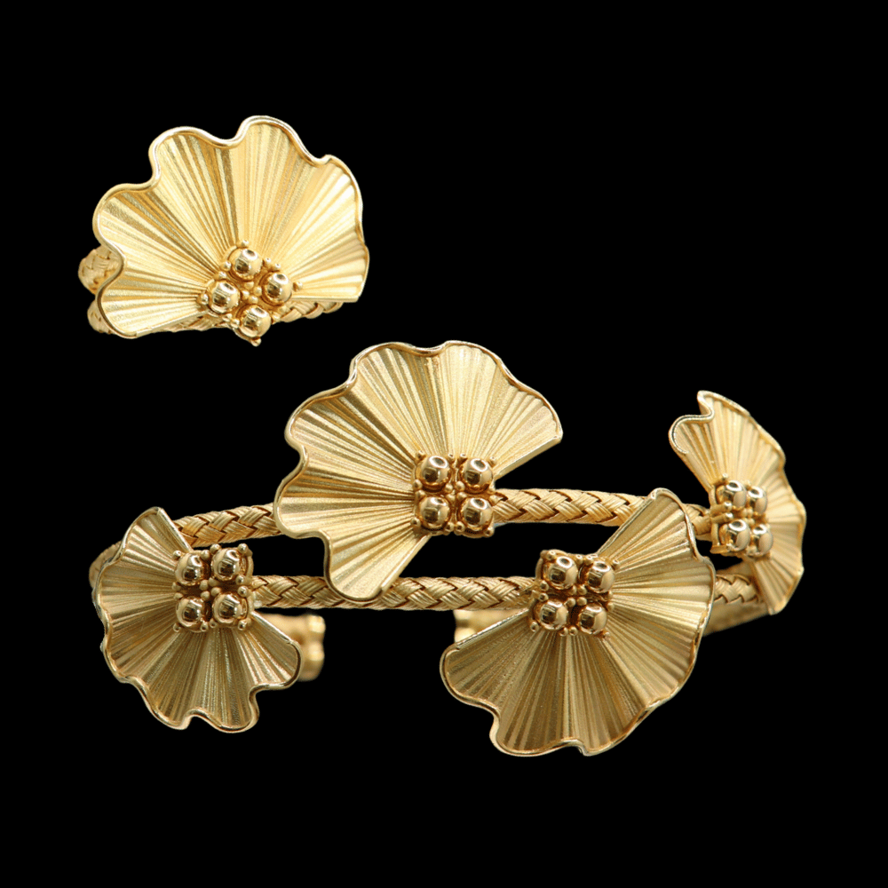 18K Gold Bangle with matching ring  
