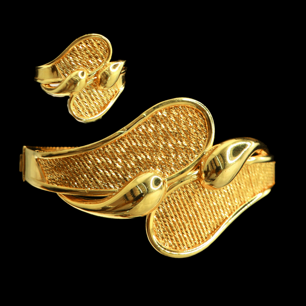 21k Gold Bangle Ring   