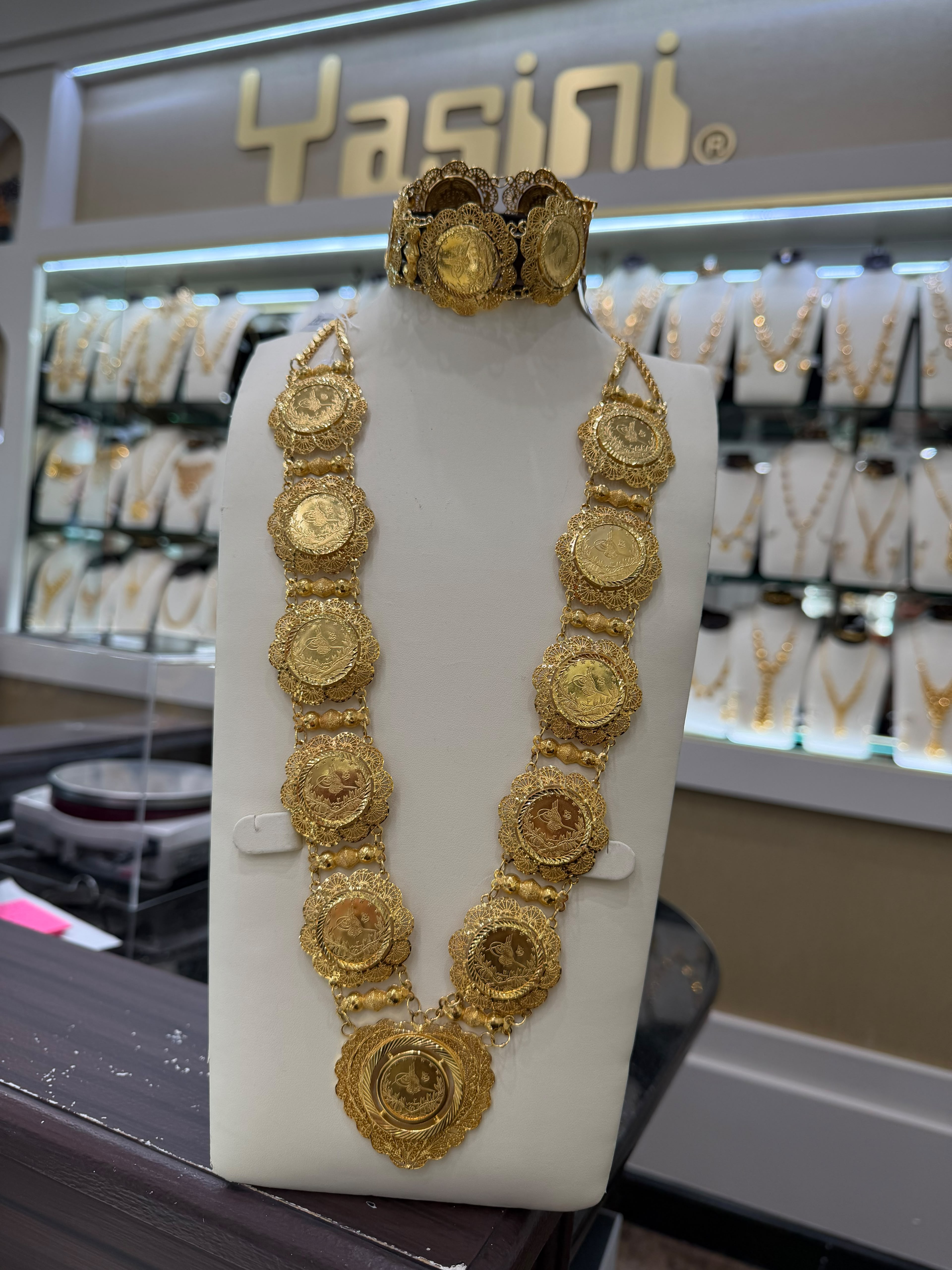 21K Gold Necklace Set    