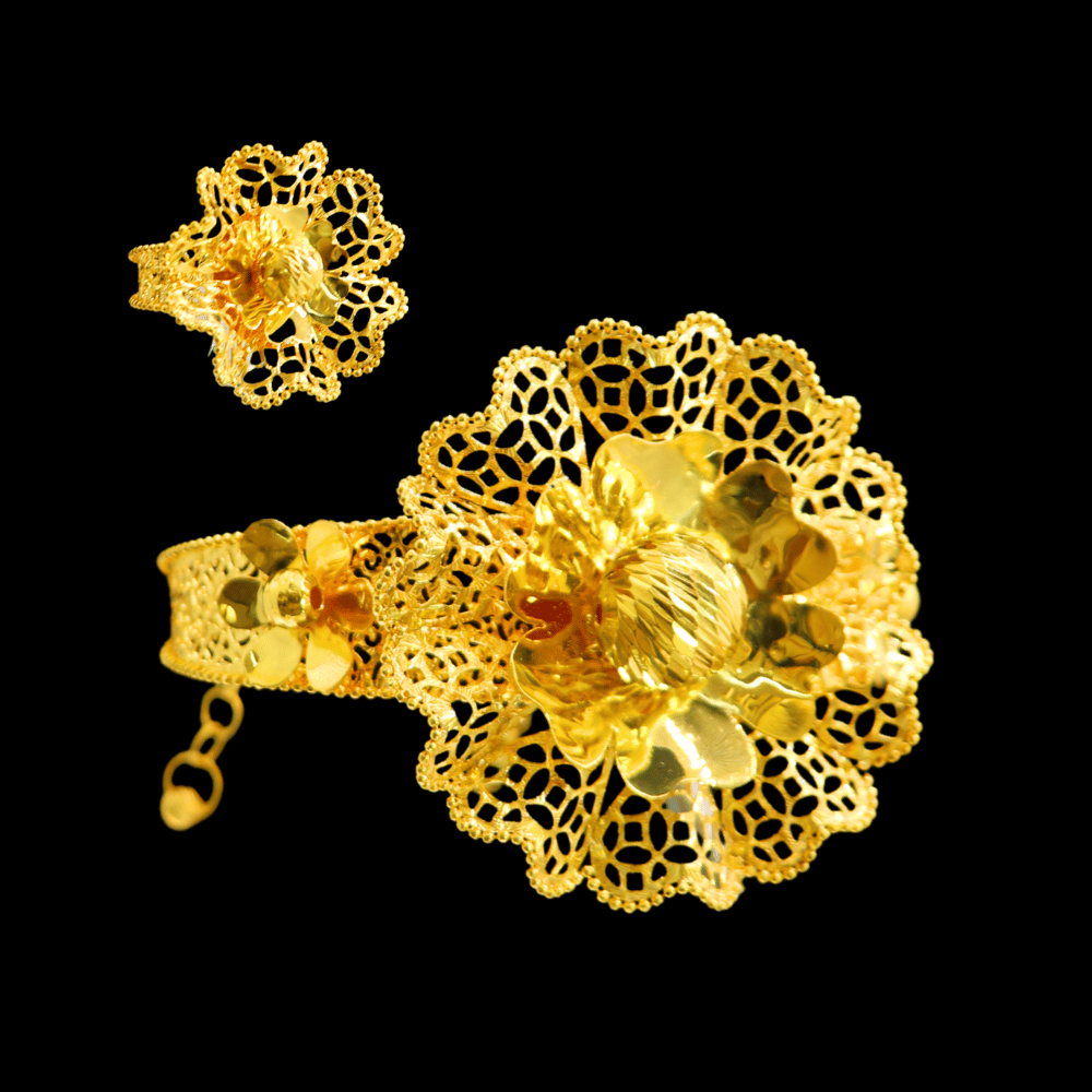 21k Gold Bangle With Ring     