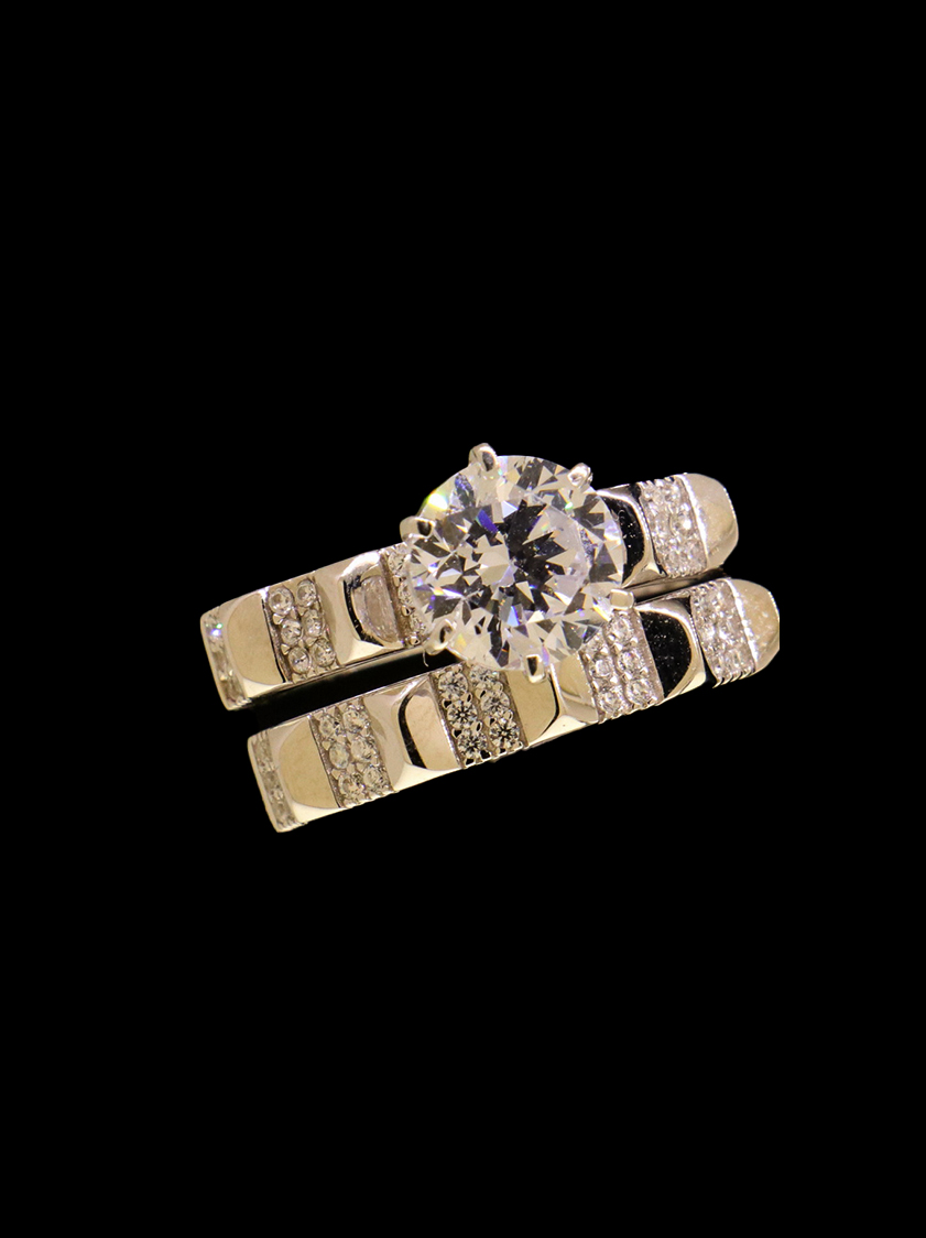 18k White Gold Bridal Ring Set