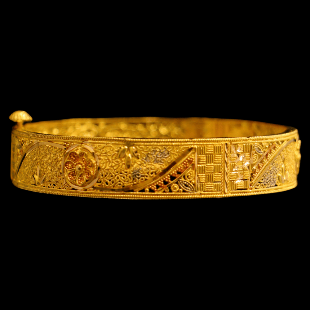 Yellow Gold Bangle Bracelet, style SB25666