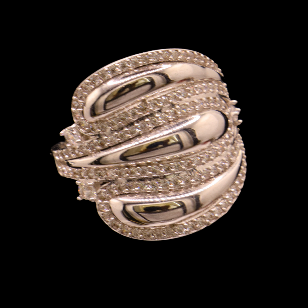 18K White Gold Ring