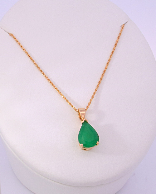 Natural Emerald Necklace