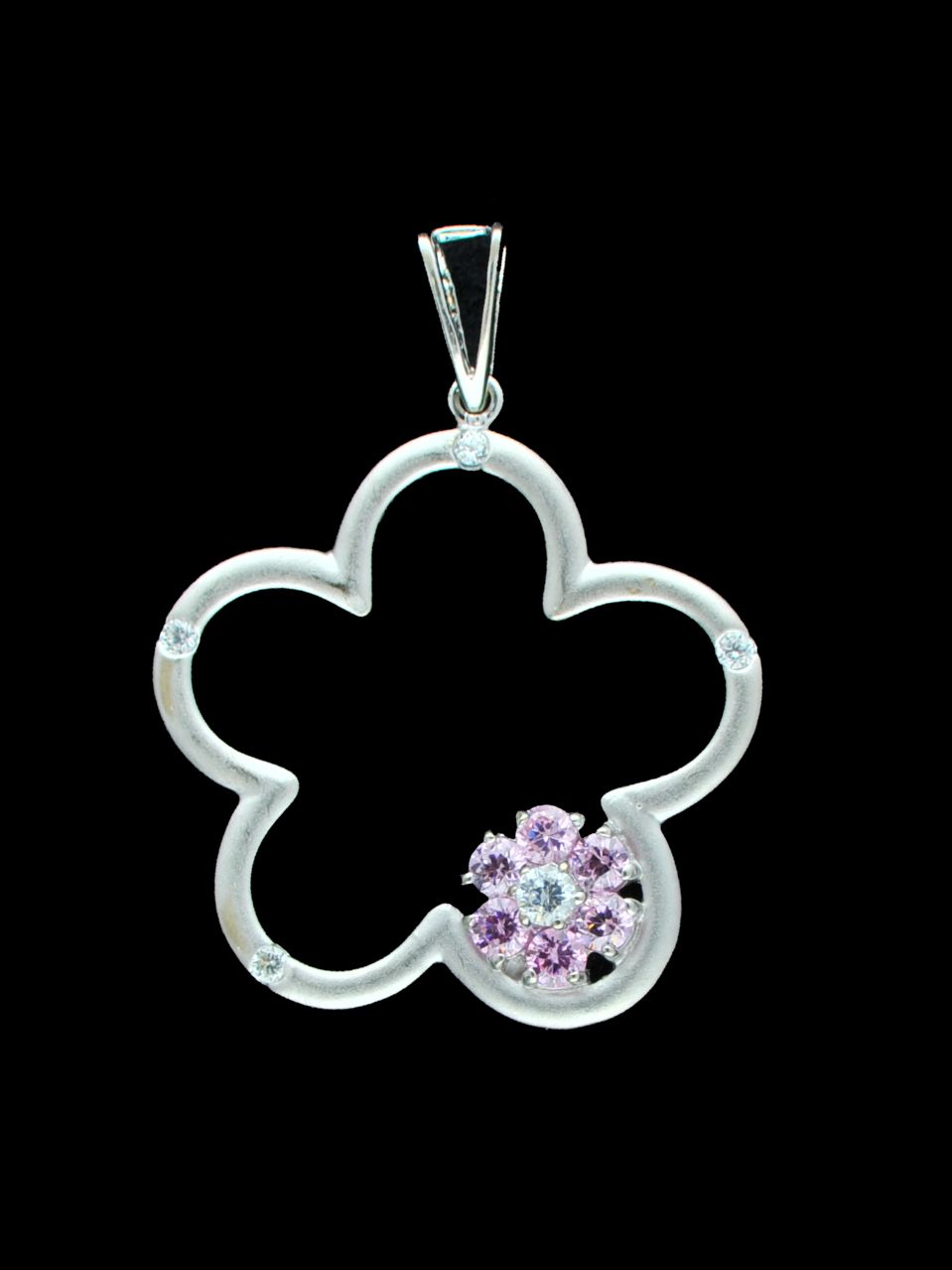 18K White Gold Pendant 