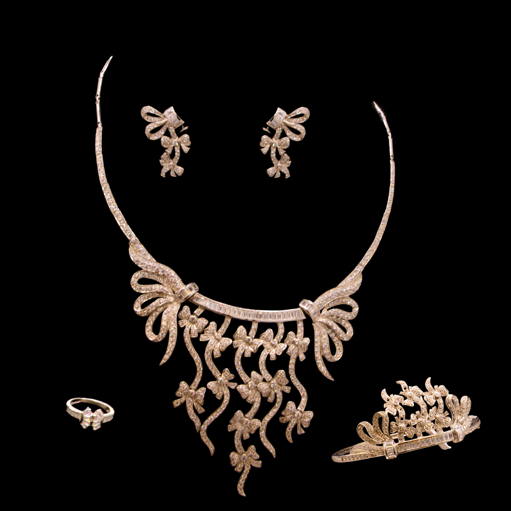 18K Gold Necklace Set
