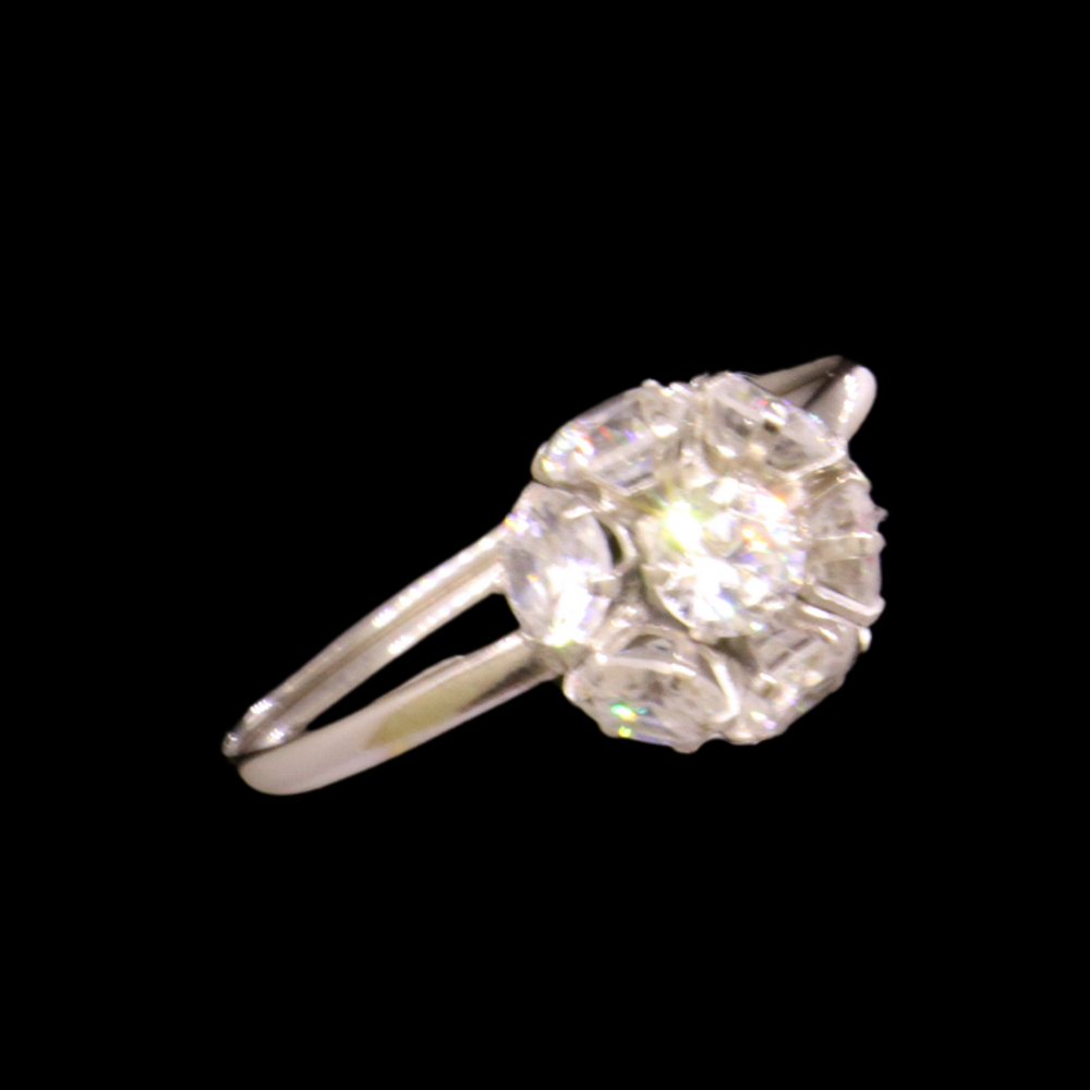 18K White Gold Ring