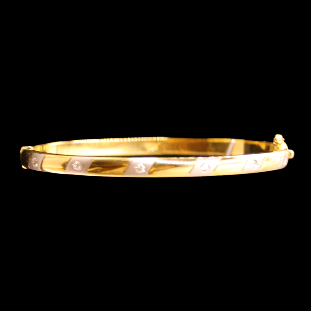 18K Gold Bangle  Bracelet 