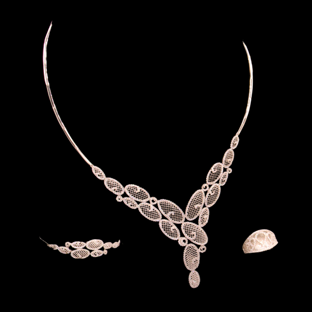18K Gold Necklace Set