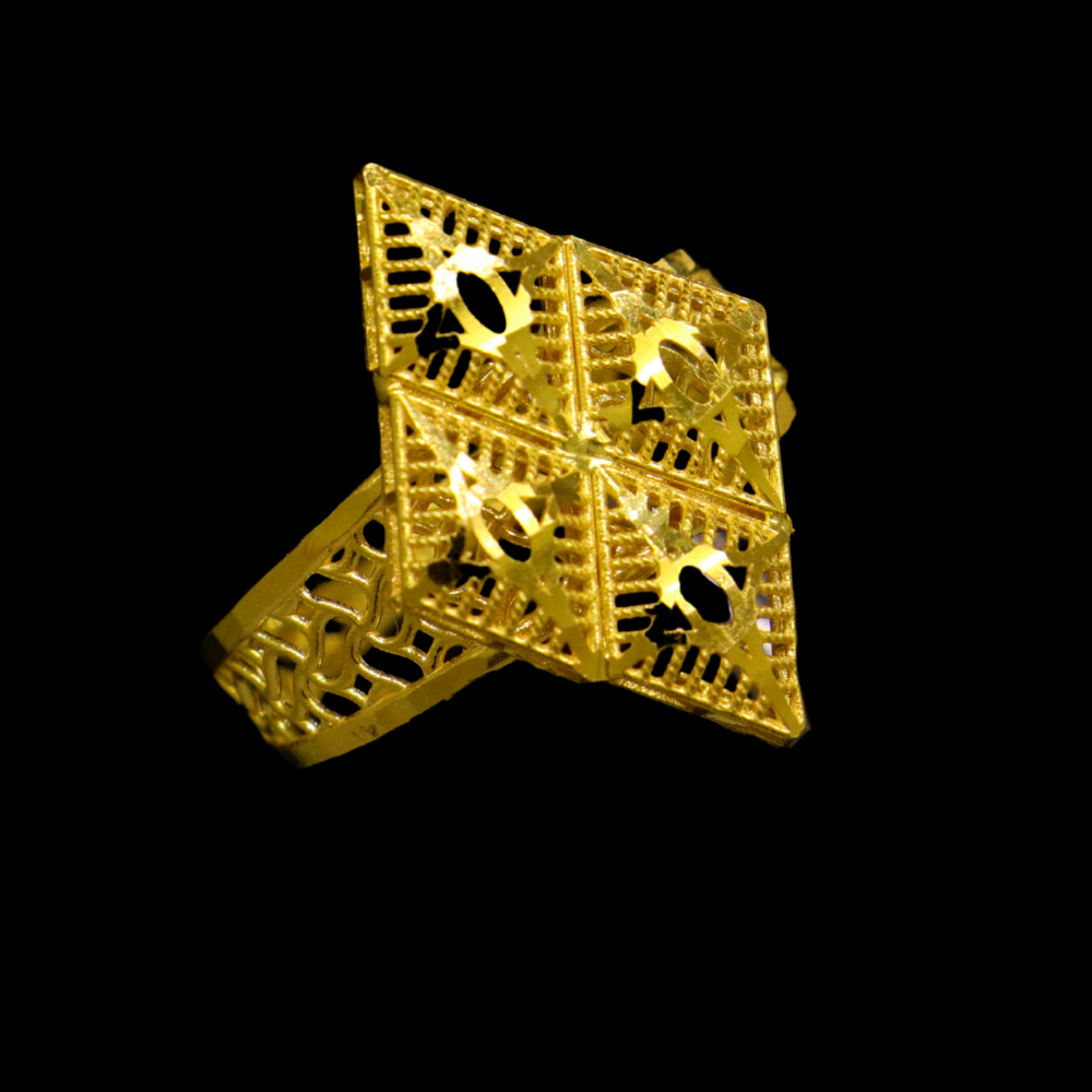 21K Gold Ring 