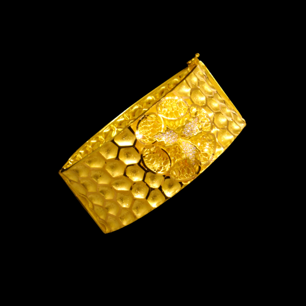 21K Gold Bangle Bracelet
