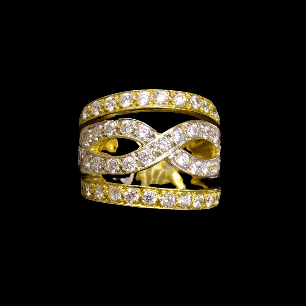 18k Gold Ring                           