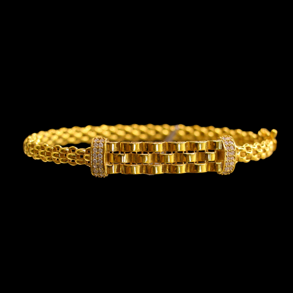 18K Gold Bangle Bracelet 